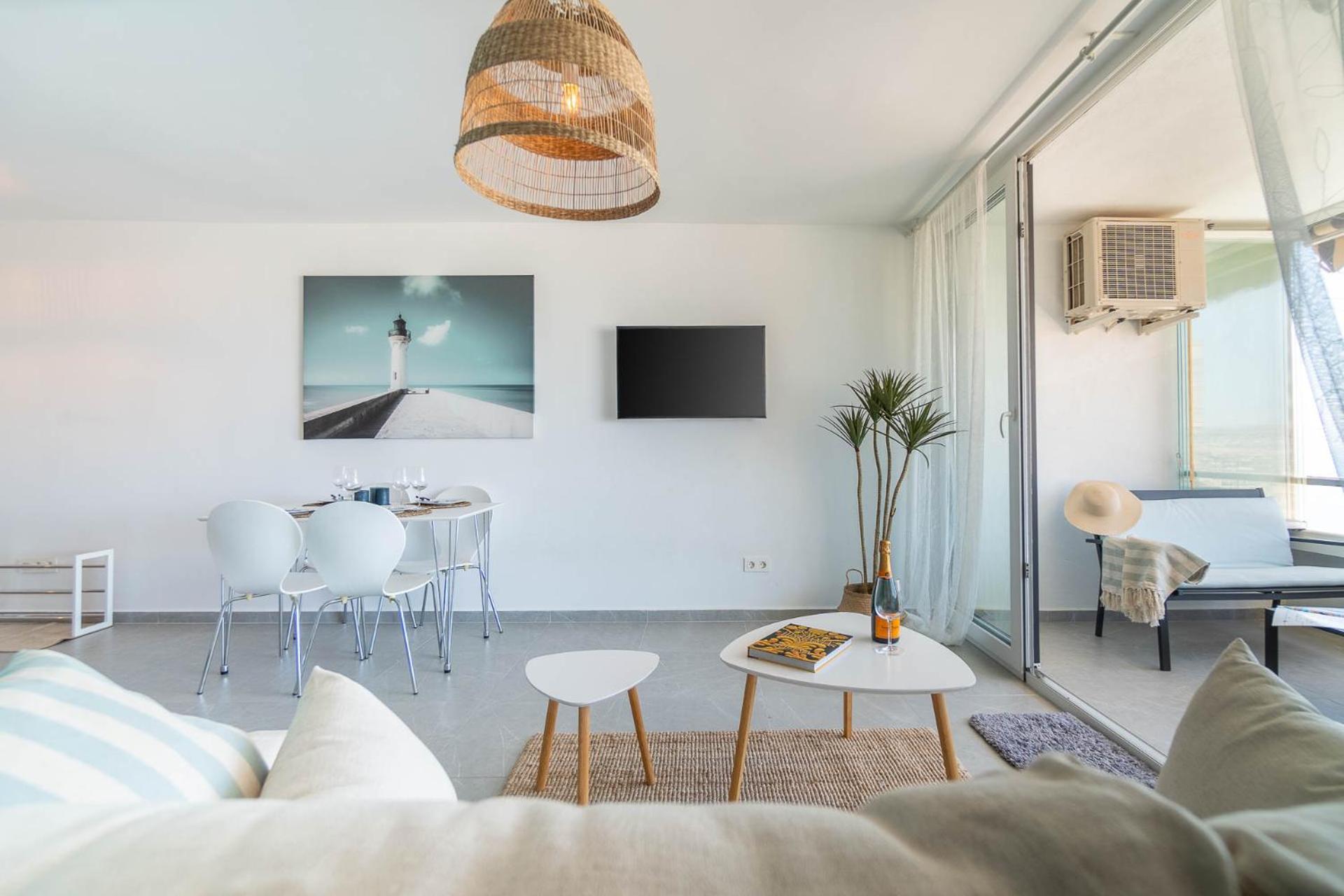 Appartement One Bedroom Next To The Port *