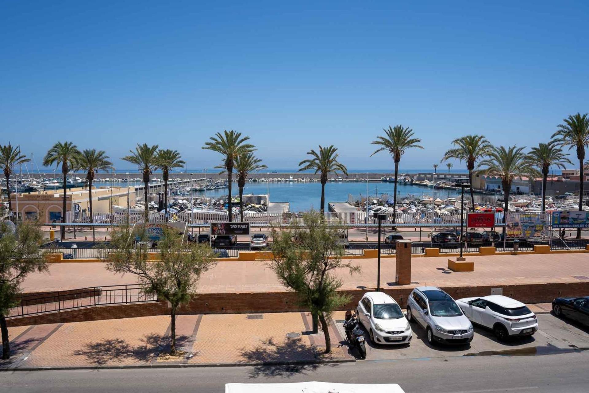 One Bedroom Next To The Port Appartement *